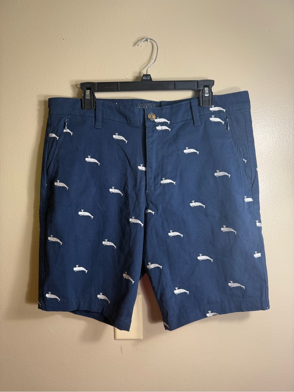 Five Four Whale Print Chino Shorts Men's Size 34 Blue Preppy Coastal
